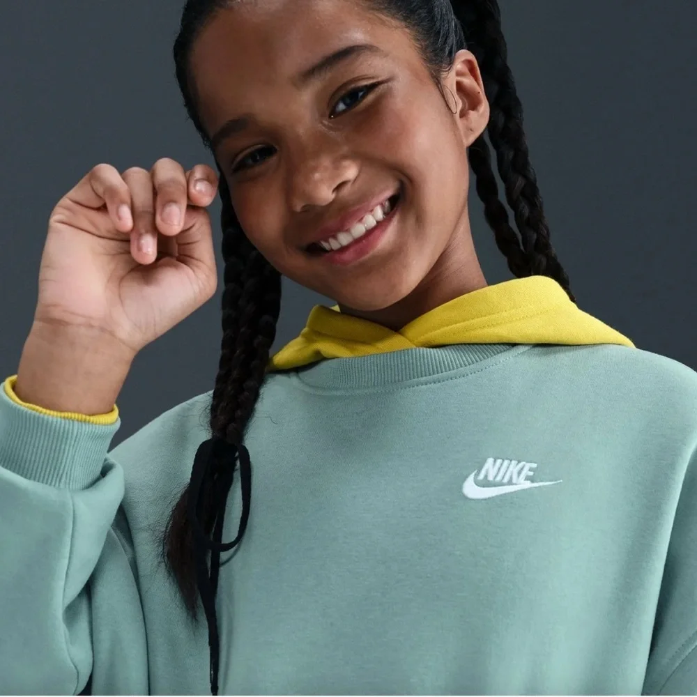 NWT Nike Sportswear Club Fleece Boxy Crewneck Sweatshirt Cannon Mint Green Large